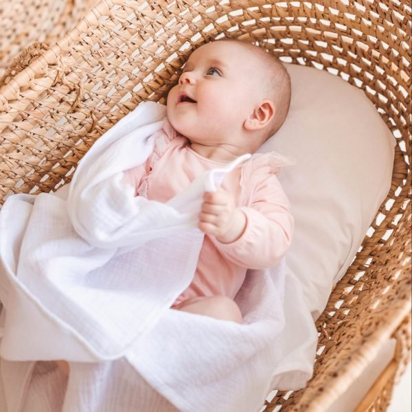 Baltas muslino užklotukas Baltas muslino užklotukas