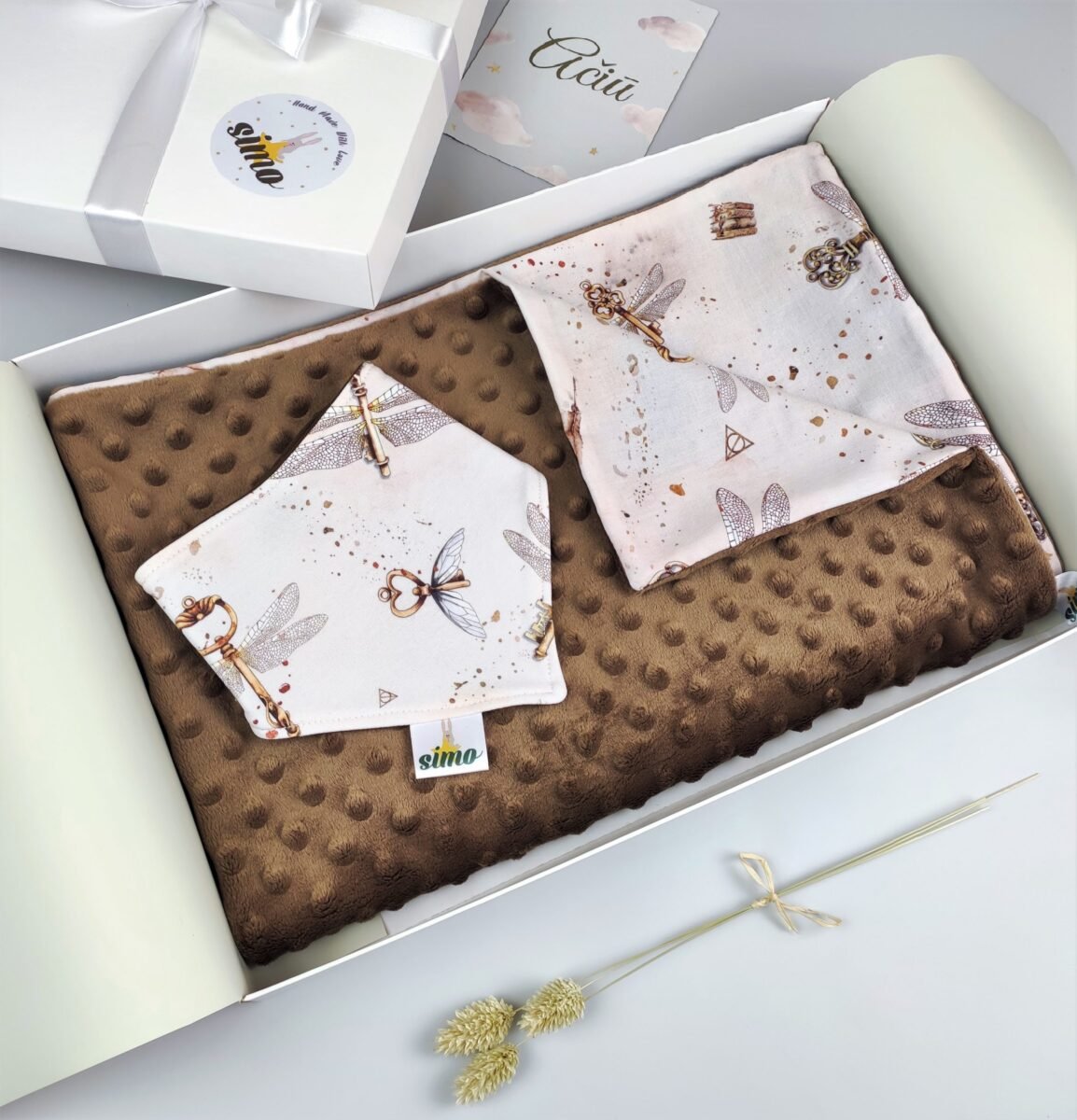 Hario Poterio dovanų dėžutė su rudu pleduku "Raktelis" Hario Poterio dovanų dėžutė su rudu pleduku "Raktelis"