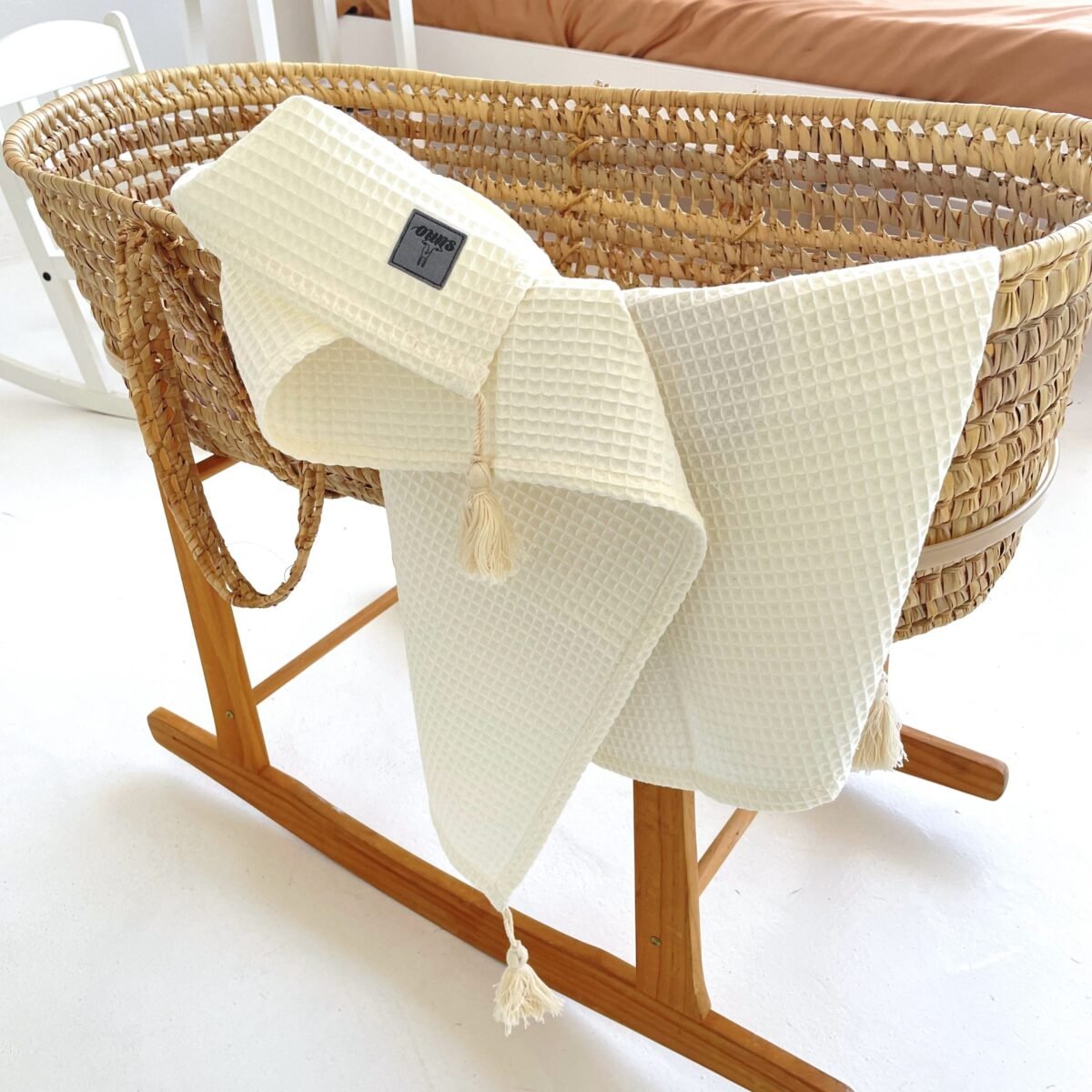 pieno baltumo vaflinukas