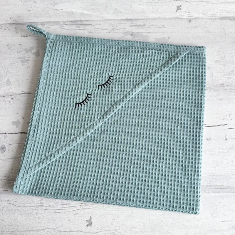 zalsvos spalvos ranksluostukas su gobtuvu žalsvos spalvos rankšluostukas su gobtuvu