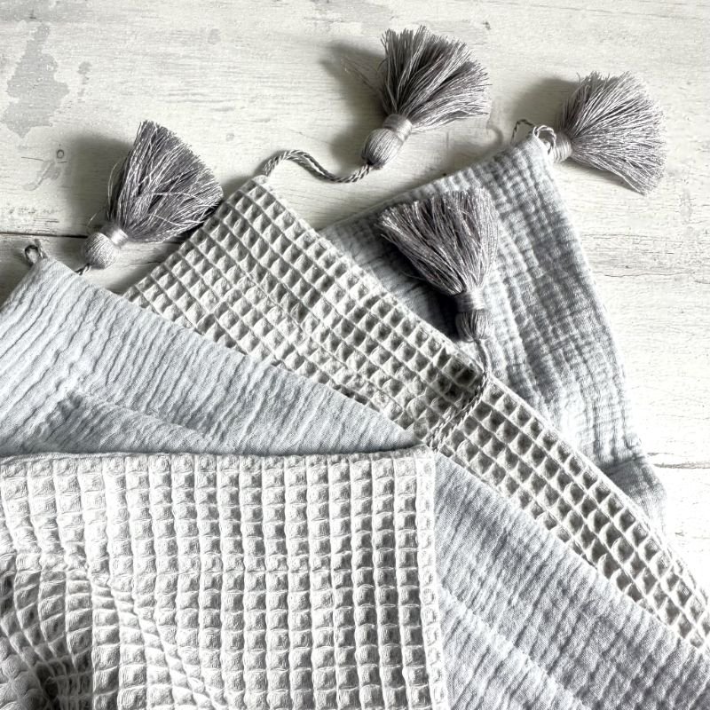 pikas vafliuko ir muslino pledukas su kutikais pikas vafliuko ir muslino pledukas su kutikais