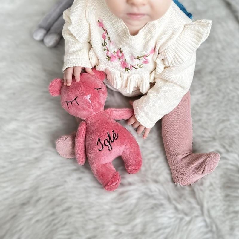 braškinės spalvos rankų darbo meškiukas braškinės spalvos rankų darbo meškiukas