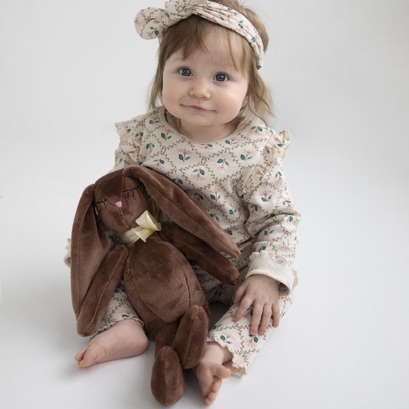 ranku darbo zuikis ranku darbo zuikis