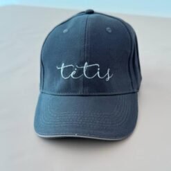 kepurele su snapeliu tėtis