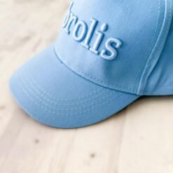 zydra kepurele su siuvinetu uzrasu brolis