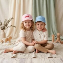Kepurės vaikams ir suaugusiems